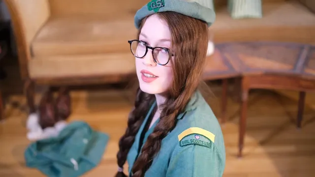 [ManyVids] &ndash; 1 Girl Scout Leader Sells More Than Cookies &ndash; MadameBeatrix [1080p] Video